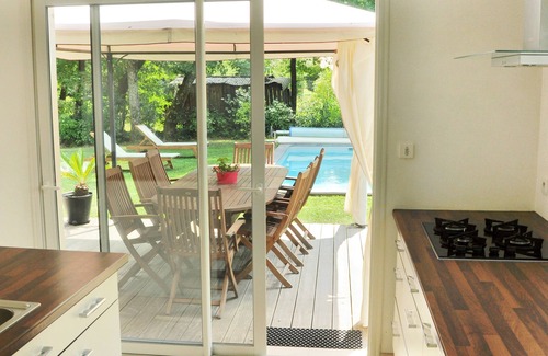 Leognan House | LARGE VILLA WITH SWIMMING POOL in the heart of the Bordeaux vineyards (Léognan)