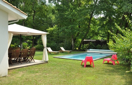 Leognan House | LARGE VILLA WITH SWIMMING POOL in the heart of the Bordeaux vineyards (Léognan)