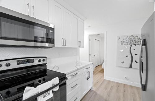 Largo House | Largo 3br Wbackyard Funnear Belleair Beach