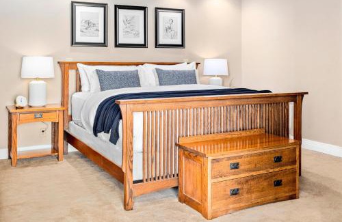 LoDo House | Larimer Square Luxury - Office - Downtown Hub