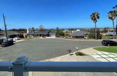 Olde Carlsbad House | Larkspur ADU · Amazing Ocean View One Bedroom King Bed Suite