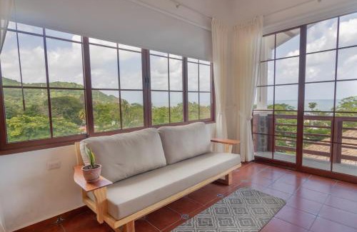 El Zonte House | Las Golondrinas El Zonte, El Salvador