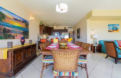 San Jose del Cabo Condo | Las Olas Oceanfront Surfer's Paradise, 3 Bedroom Ground Level End Unit