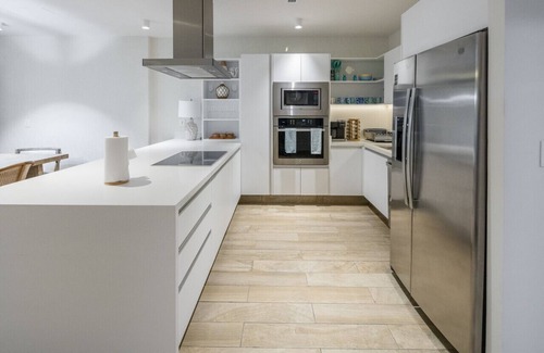 Jimenez Condo | Las Palomas Phase III | Barcelone 306 | Oceanfront 3BR/3BTH