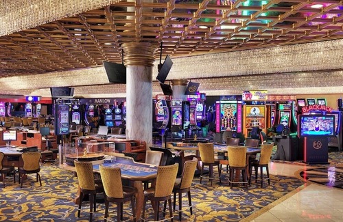 Winchester Villa | Las Vegas Convention Center adjacent with great view 2bdrm lockout with WiF