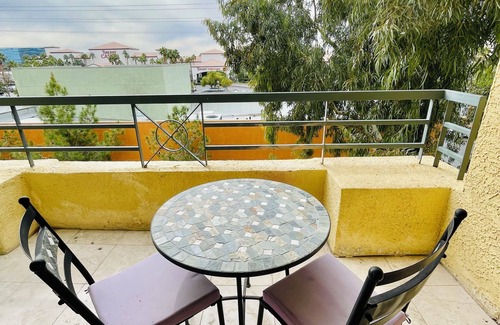 Las Vegas Condo | Las Vegas Strip - Cozy 2-bedroom, 2 - bathroom condo with WiFi, AC, Pool & Gym
