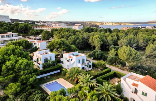 Arenal d'en Castell House | Las Violetas, charming house with large garden and swimming pool, next to the beach.