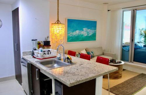 Juan Dolio - El Pueblo Apartment | LasOlasTower-JuanDolio-2Br-3Bds-7Px-WiFi-HugeTerrace-SeaView