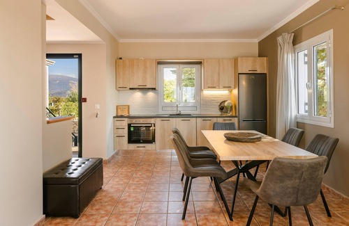 Lassi Villa | Lassi SeaView Villa | Private Pool | Villa Efrosini | Short Walk to Resort.