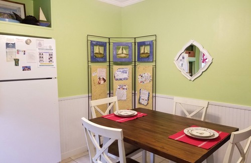Gulf Shores Cottage | LAST MINUTE SPECIALS! Dog friendly and fenced yard