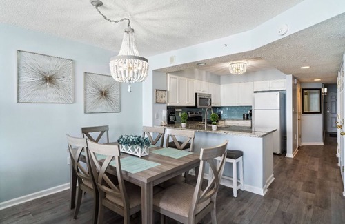 Ash Condo | Last minute special Sept 23-Oct 7 Oceanfront 2Br 2Ba