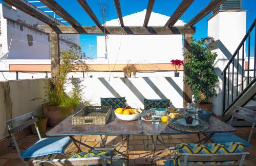 El Arenal House | Lateral Suite Rodo