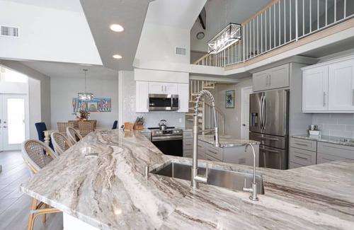Fort Myers Shores House | Latitude Adjustmentnn