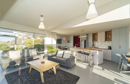 West Launceston House | Launceston Views Townhouse #2