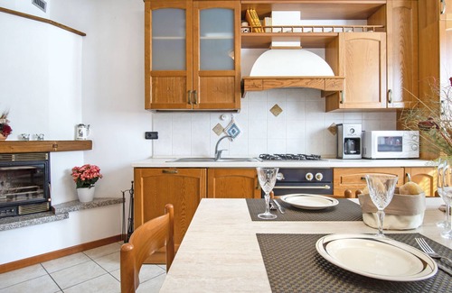 Vercana Apartment | Laura (DMA320) by Interhome