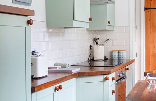 Lincoln Cottage | Laurel Cottage Lincoln, historical character cottage 5 minutes walk to Bailgate