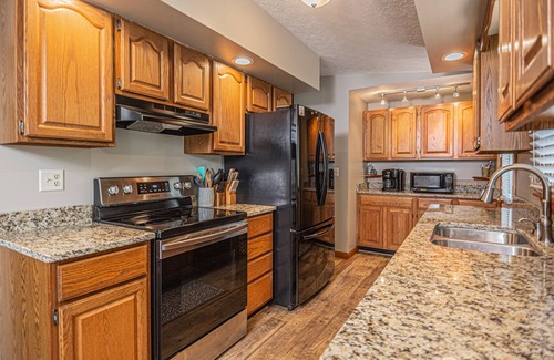McHenry House | Laurel Ridge | Dog Friendly, Close to Wisp Resort