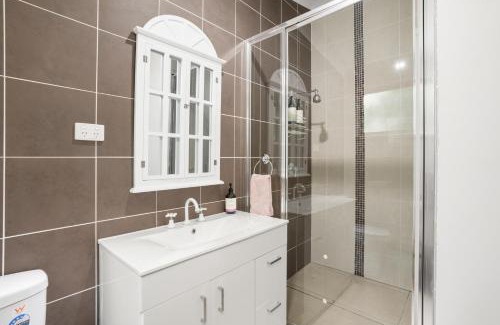 North Deep Creek Bed & Breakfast | Laurelview Scenic Inn Gympie