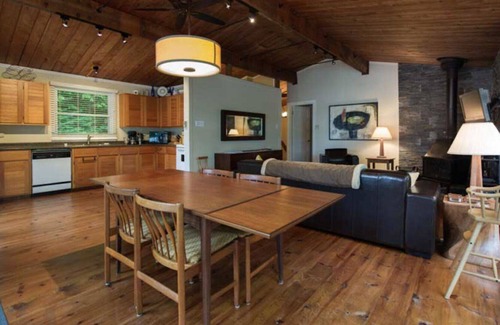 Harrington Cottage | Laurentian Lakeside Cottages 49