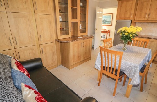 Cametringane Cottage | LAVENDER COTTAGE, family friendly in Castletownbere, County Cork