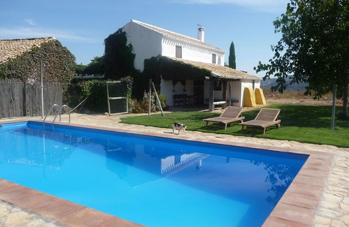 Algarinejo Cottage | Lavish Cottage in Fuentes de Cesna with Pool