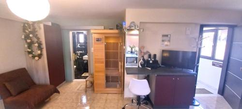 Lavreotiki Apartment | Lavrio Center - Nataly's Studio - with internal Sauna