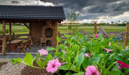 Sominy Villa | Lawendowy Zakątek domek nr 1 z balią