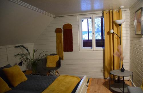 Regi House | Lazdkalni
