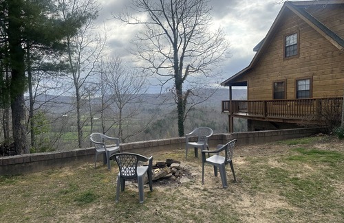 Helenwood House | Lazy Bear Cottage-No Cleaning Fees & direct access to Brimstone