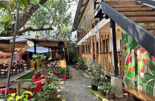Boracay Island Resort | Lazy Dog Bed & Breakfast