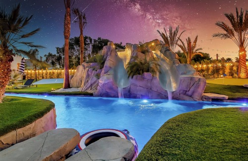 Anastacia House | Lazy River Resort!Theater,Pickleball,GameRM, SLPS25+