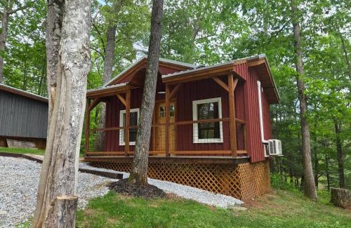 Robbinsville House | Lazy T Cabins - Glacier