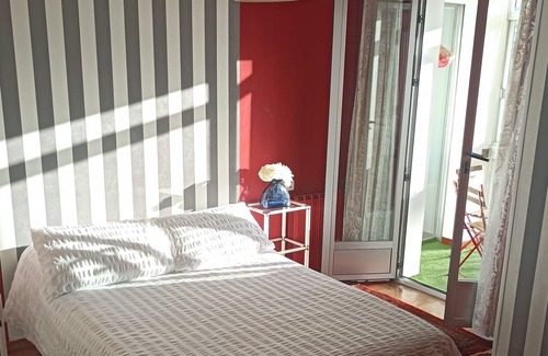 Leon City Centre Condo | León Center 5 minutes Cathedral. Wifi. TV.