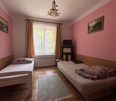 Skala House | Leśniewscy - Pokoje Gościnne