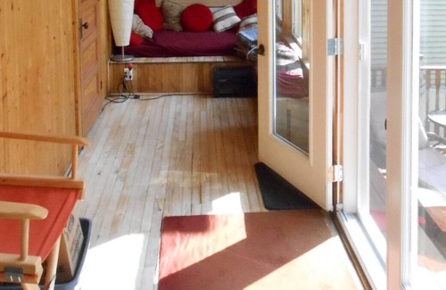 Saint-Malo House | Le 7e Ciel ancestral home with spa near Coaticook