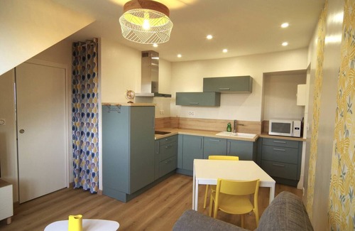 Criel-sur-Mer Apartment | Le Bateau Bleu with sea view