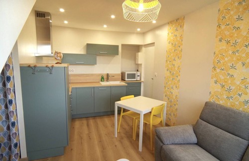 Criel-sur-Mer Apartment | Le Bateau Bleu with sea view