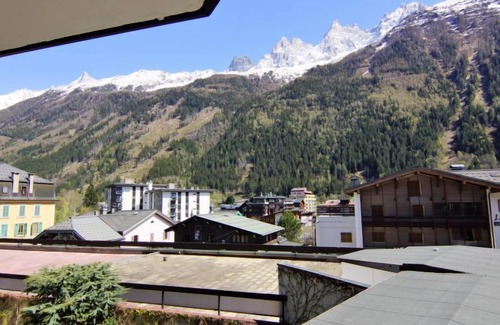 Chamonix City Centre Apartment | Le Beau Site by Interhome