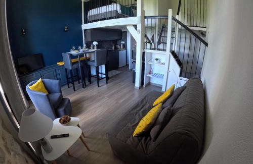 Uriage-les-Bains Apartment | Le Belvédère de la grand croix dans le chateau d'uriage
