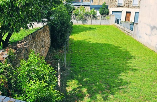 Ecartelee-Bonabry-Orieres-Paron Apartment | Le Blue Bohème - Fougères