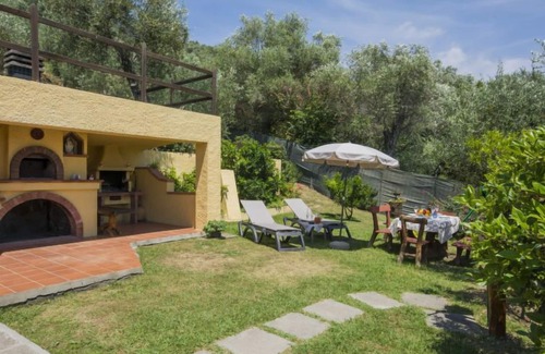 Stiava House | Le Bozzelle by Interhome