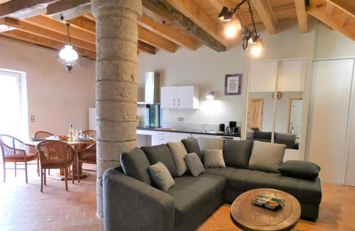 Pey House | Le Brin de Paille - PEY