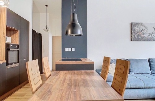 Voiron Apartment | LE CÈDRE de JORI : 55m2, 2 bedrooms, downtown