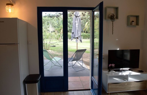 Perpignan House | Le Cabanon d'Anaïs - Cozy small house in a beautiful landscape park with pool !