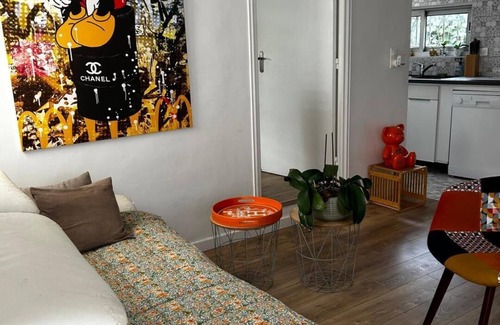 Le Cannet House | Le cabanon du Cannet.charming, fully-equipped two-room apartment close to amenities.