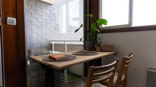 Aix-les-Bains City Center Apartment | Le Camp de Base - Studio vue Montagne