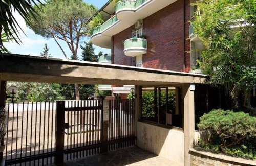 Quartiere XIII Aurelio Apartment | Le case di Andrea Piccolomini San Peter - Terrace Flat