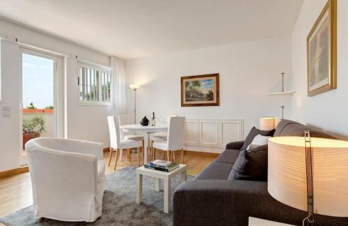 Quartiere XIII Aurelio Apartment | Le case di Andrea Piccolomini San Peter - Terrace Flat