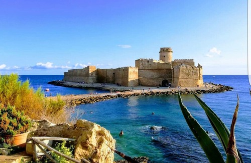 Santa Domenica Apartment | LE CASTELLA RESIDENCE APP. 3