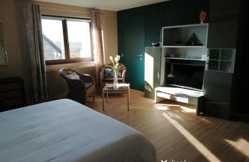 Anhee Bed & Breakfast | Le Cerisier